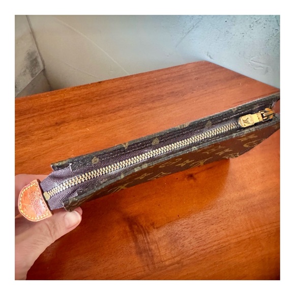 💚TIMELESS💚LOUIS VUITTON POCHETTE CLUTCH PM - Picture 6 of 11